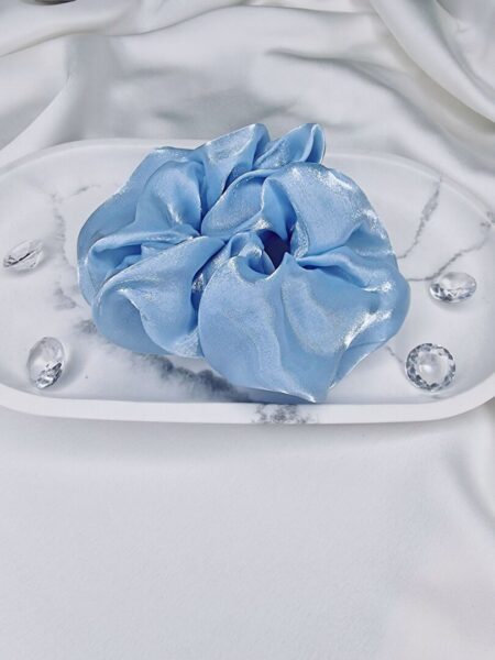 GLOSSY SCRUNCHIES - MODRA