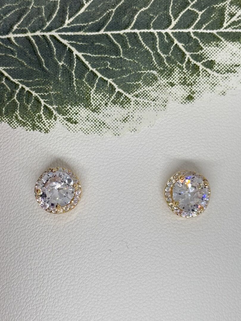 UHANI VTIČNI DIAMANT S CIRKONI- GOLD