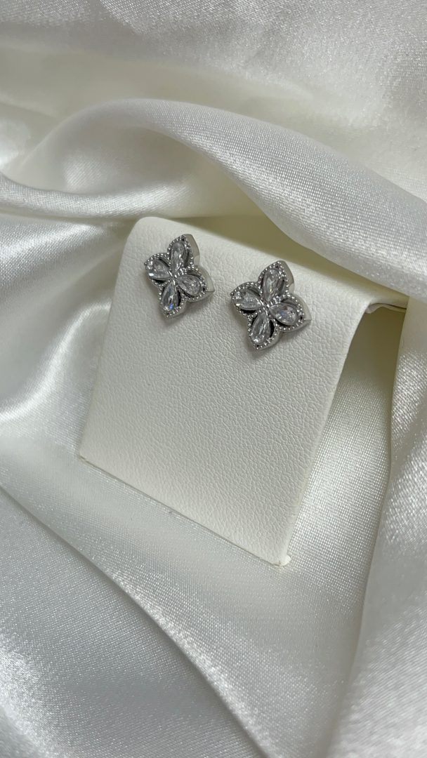 VTIČNI UHANI CLOVER - SILVER - slika 3