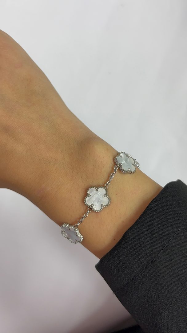 ZAPESTNICA FLOWER- SILVER / BELA