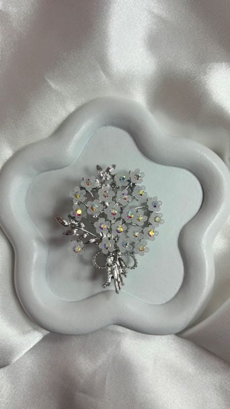 BROŠKA FLOWERS- SILVER
