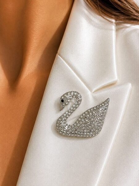 BROŠKA SWAN- SILVER